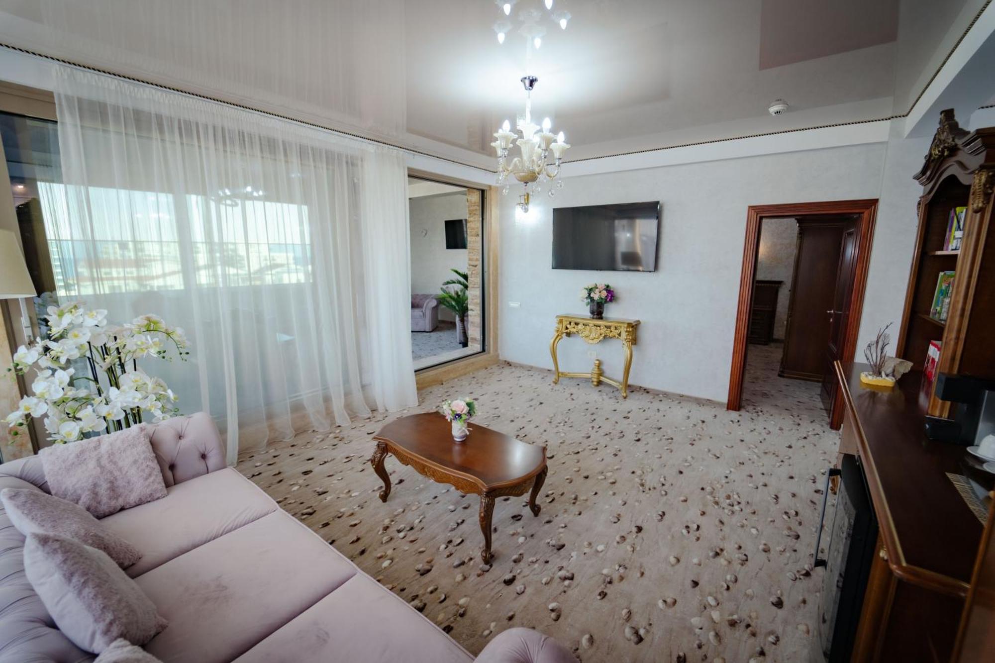 Almar Luxury Hotel Năvodari Екстериор снимка